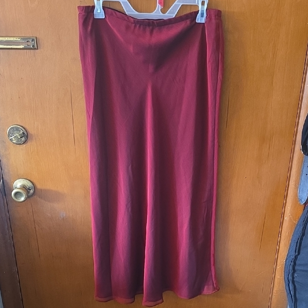 Donna Ricco Burgundy Midi Skirt